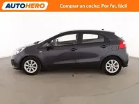 Usado Kia Rio 85 CV (62 kW) 2016 Gris Utilitario
