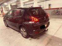 Usado Peugeot 3008 Active 120 CV (88 kW) 2014 Negro Berlina