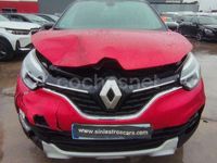 Usado Renault Captur Life 90 CV (66 kW) 2019 Granate SUV