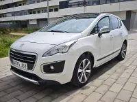 Usado Peugeot 3008 Allure 120 CV (88 kW) 2015 Blanco Familiar