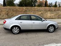 Usado Audi A4 Sport 170 CV (125 kW) 2003 Gris / plata Berlina