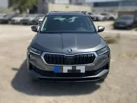 Usado Skoda Karoq Ambition 150 CV (110 kW) 2023 Gris SUV