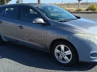 Usado Renault Mégane GrandTour Business 105 CV (77 kW) 2009 Marrón Familiar