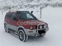 Usado Nissan Terrano S 125 CV (91 kW) 1999 Granate SUV