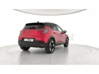 Usado Renault Captur Techno 100 CV (73 kW) 2025 Rojo SUV
