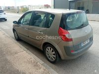 Usado Renault Scénic III 105 CV (77 kW) 2009 Beige Monovolumen