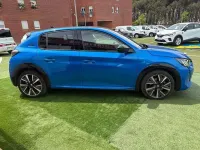 Usado Peugeot 208 GT 99 CV (72 kW) 2021 Azul Utilitario