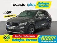 Usado VW T-Roc Advance 110 CV (80 kW) 2021 Gris / plata SUV