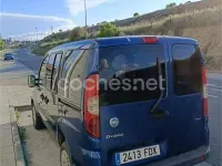 Używany Fiat Doblò 105 KM (77 kW) 2009 Niebieski Minivan