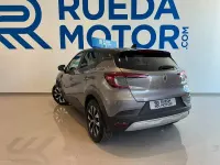 Usado Renault Captur Techno 140 CV (102 kW) 2023 Gris / plata SUV