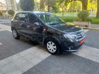 Usado Dacia Sandero Lauréate 75 CV (55 kW) 2013 Negro Berlina