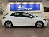 Usado Toyota Corolla Active 122 CV (89 kW) 2021 Blanco Berlina
