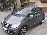 Usado Mercedes A180 116 CV (85 kW) 2010 Gris / plata Monovolumen