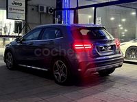 Usado Mercedes GLA180 122 CV (89 kW) 2019 Gris / plata SUV