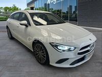 Usado Mercedes CLA220 Shooting Brake 190 CV (139 kW) 2021 Blanco Familiar