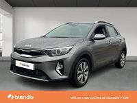 Usado Kia Stonic 100 CV (73 kW) 2025 Gris SUV