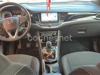 Usado Opel Astra Excellence 125 CV (91 kW) 2017 Rojo Berlina
