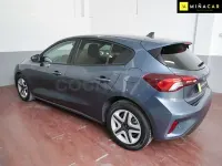 Usado Ford Focus Trend 120 CV (88 kW) 2022 Azul Berlina