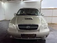 Usado Kia Carnival EX 144 CV (105 kW) 2005 Beige Monovolumen