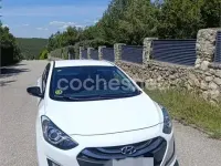 Usado Hyundai i30 GO! 110 CV (80 kW) 2013 Blanco Berlina
