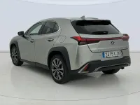 Usado Lexus UX 250h Sport Line 184 CV (135 kW) 2020 Gris plata SUV