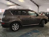 Usado Mitsubishi Outlander 156 CV (114 kW) 2010 Beige SUV