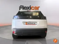 Usado Peugeot 3008 Active 130 CV (95 kW) 2021 Blanco SUV