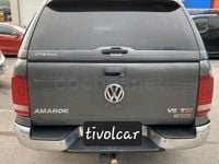 Usado VW Amarok Highline 224 CV (164 kW) 2018 Gris / plata Pickup/Camioneta