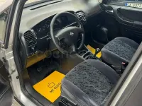 Usado Opel Zafira Comfort 100 CV (73 kW) 2002 Gris / plata Monovolumen