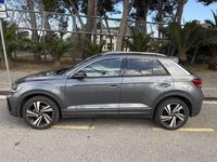 Usado VW T-Roc Life 150 CV (110 kW) 2023 Gris SUV