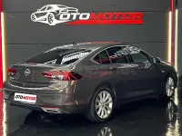 Usado Opel Insignia Business Elegance 174 CV (127 kW) 2021 Marrón Berlina