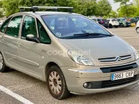 Usado Citroën Xsara Picasso Exclusive 117 CV (86 kW) 2004 Blanco Monovolumen