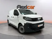Usado Opel Vivaro-e Combi 120 CV (88 kW) 2025 Blanco Monovolumen