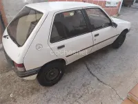 Usado Peugeot 205 65 CV (47 kW) 1991 Blanco Berlina