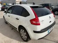 Usado Citroën C4 110 CV (80 kW) 2007 Blanco Berlina