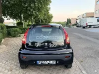 Usado Peugeot 107 68 CV (50 kW) 2008 Negro Utilitario