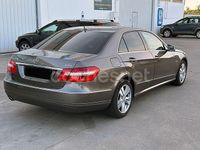 Usado Mercedes E250 Avantgarde 204 CV (150 kW) 2010 Gris / plata Berlina