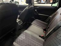 Usado VW Tiguan R-line 150 HP (110 kW) 2022 Branco SUV