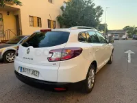 Usado Renault Mégane LIMITED 110 CV (80 kW) 2015 Blanco Berlina
