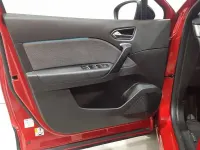 Usado Renault Captur Techno 140 CV (102 kW) 2024 Rojo SUV