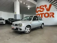Usado Nissan Micra 60 CV (44 kW) 2003 Gris Utilitario