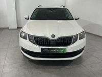 Usado Skoda Octavia Ambition 116 CV (85 kW) 2018 Blanco Familiar