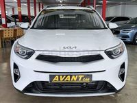 Usado Kia Stonic 100 CV (73 kW) 2022 Blanco SUV