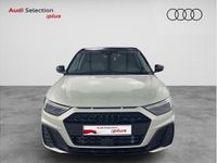 Usado Audi A1 Sportback Black Edition 110 CV (80 kW) 2024 Blanco glaciar (metalizado)/techo negro mito Utilitario
