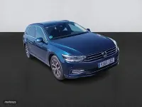 Usado VW Passat Executive 122 CV (89 kW) 2021 Azul Familiar