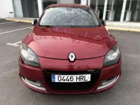 Usado Renault Mégane Bose Edition 110 CV (80 kW) 2013 Granate Berlina