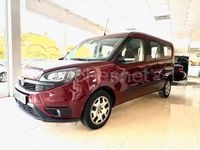 Usado Fiat Doblò Lounge 95 CV (69 kW) 2021 Granate Monovolumen