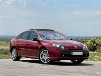 Käytetty Renault Laguna III GT 205 HP (150 kW) 2009 Punainen Sedan