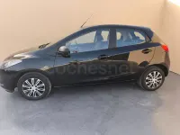 Usado Mazda 2 Active 68 CV (50 kW) 2008 Negro Utilitario