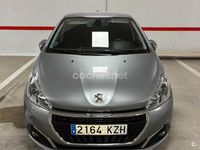 Usado Peugeot 208 Signature Sky 82 CV (60 kW) 2019 Gris / plata Utilitario